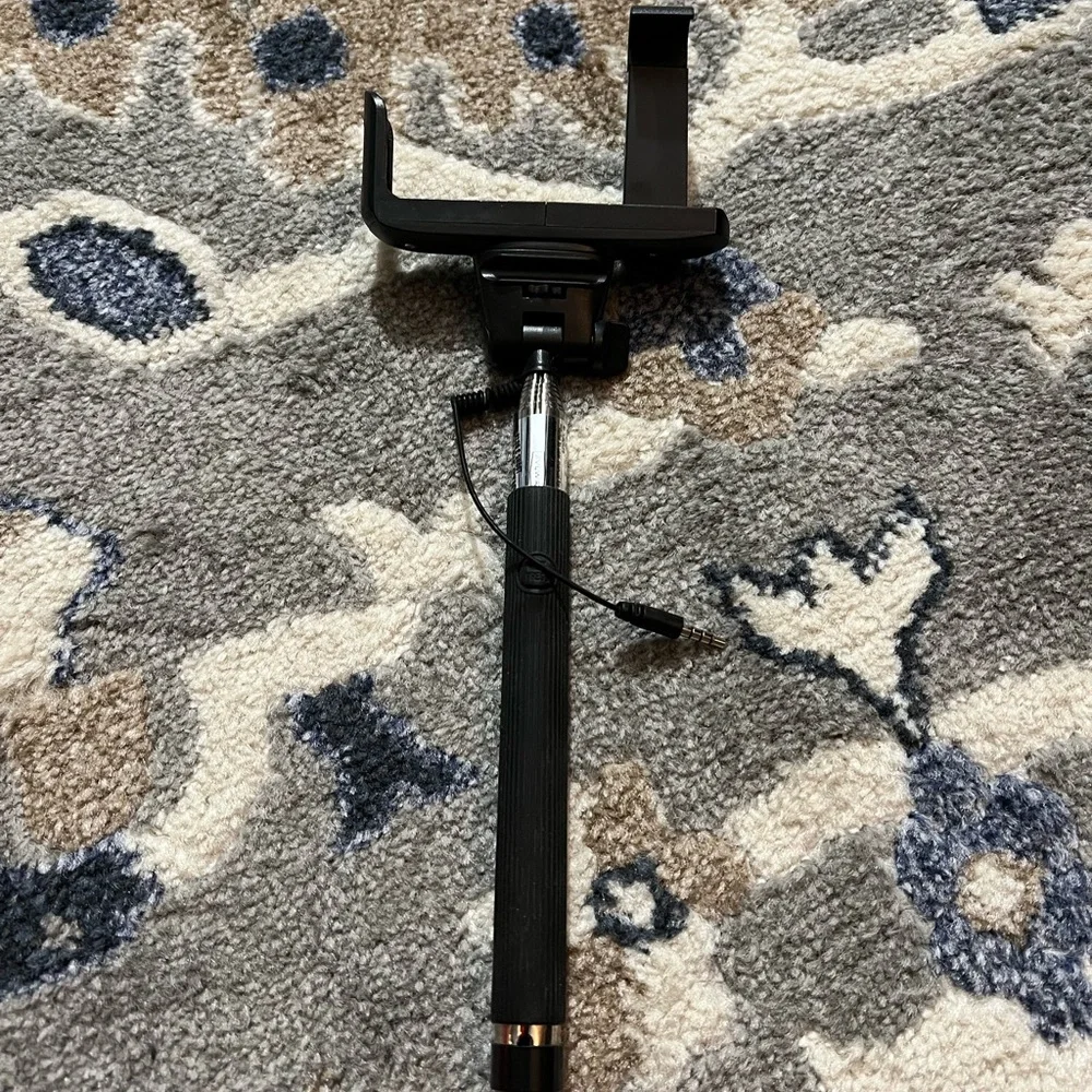 Black Selfie Stick with Wired Connection